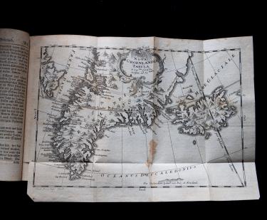 Engraved fold-out map shows Greenland spelled "Grœnland" and other text in German.