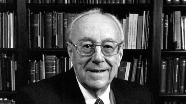 black and white portrait photograph of José "Pepe" Amor y Vásquez