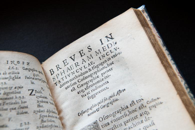 Printed text in Latin on the title page.